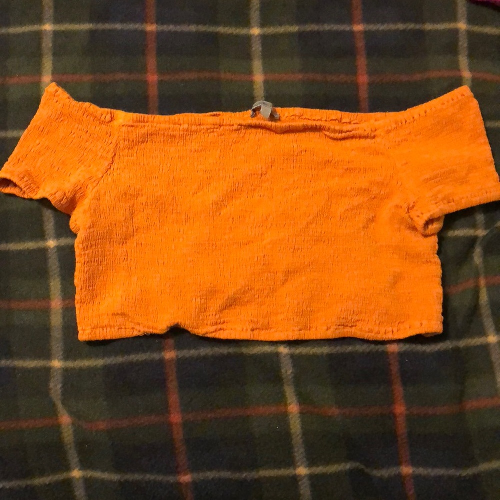 SUMMER SET (CROP TOP AND SHORTS)